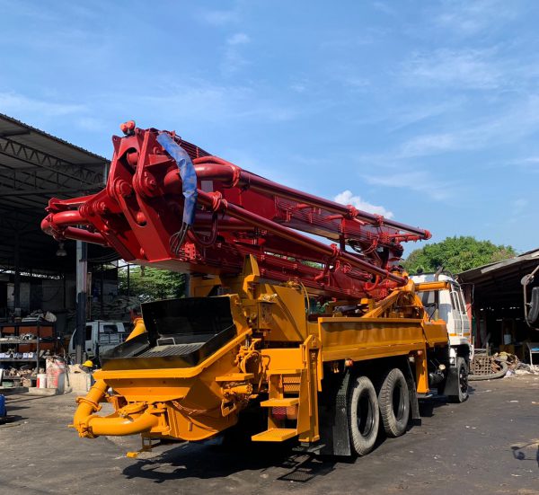 ขายรถปั๊มคอนกรีต Putzmeister Boom 32m (ปั๊มบูม 32 เมตร)