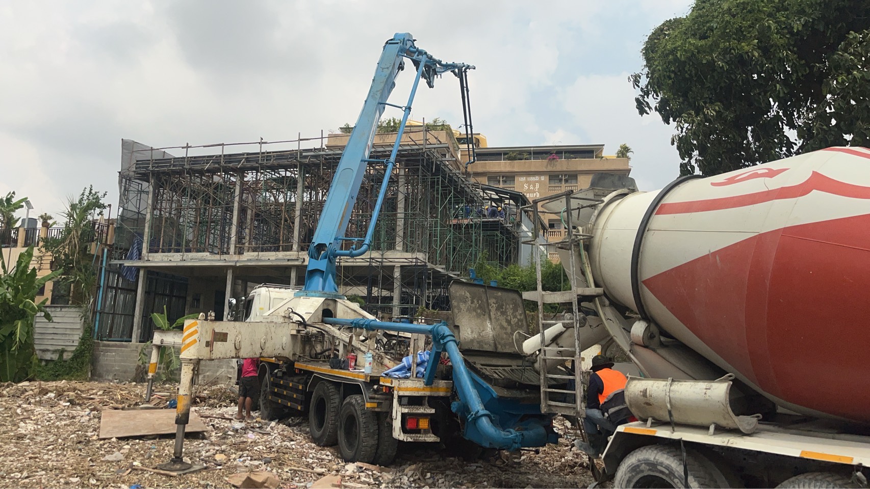 ปั๊มคอนกรีต Sannki Thai หน้างาน รูปที่ 2