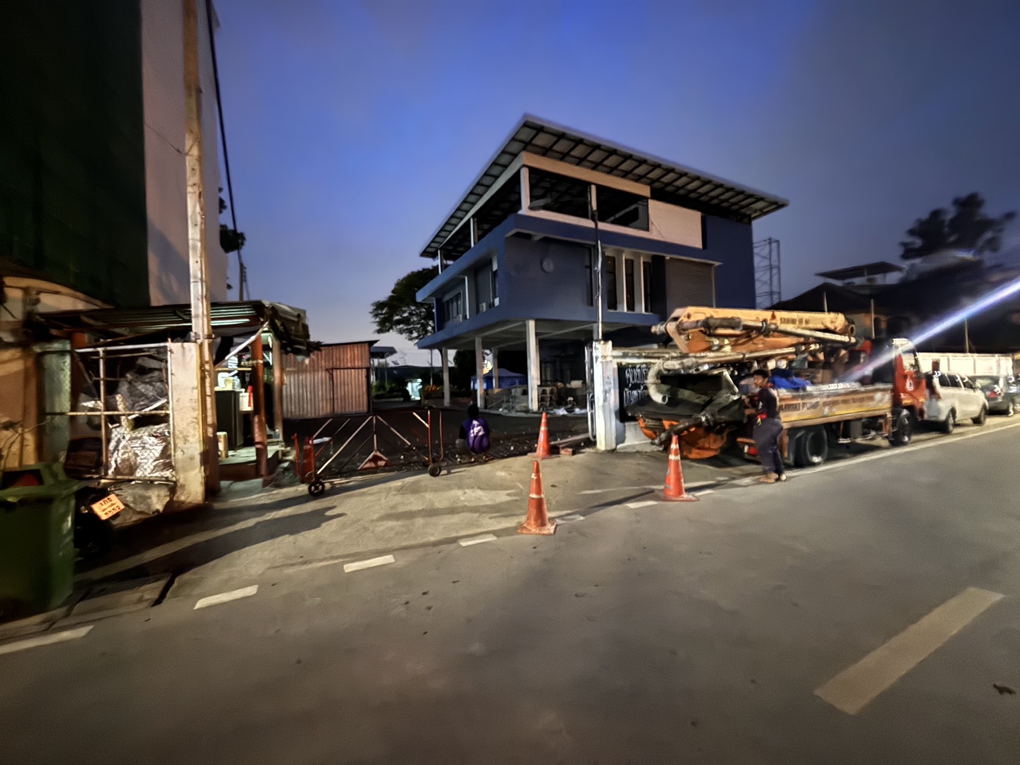ปั๊มคอนกรีต Sannki Thai หน้างาน รูปที่ 4