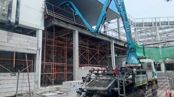 เช่าปั๊มคอนกรีต บริษัท SVI ปทุมธานี เทพื้นชั้น2 บริษัท SVI ปทุมธานี 20 คิว รูปที่ 1 Sannki Thai